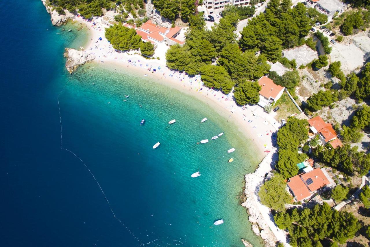 Apartments By The Sea Brela, Makarska - 11821 Εξωτερικό φωτογραφία