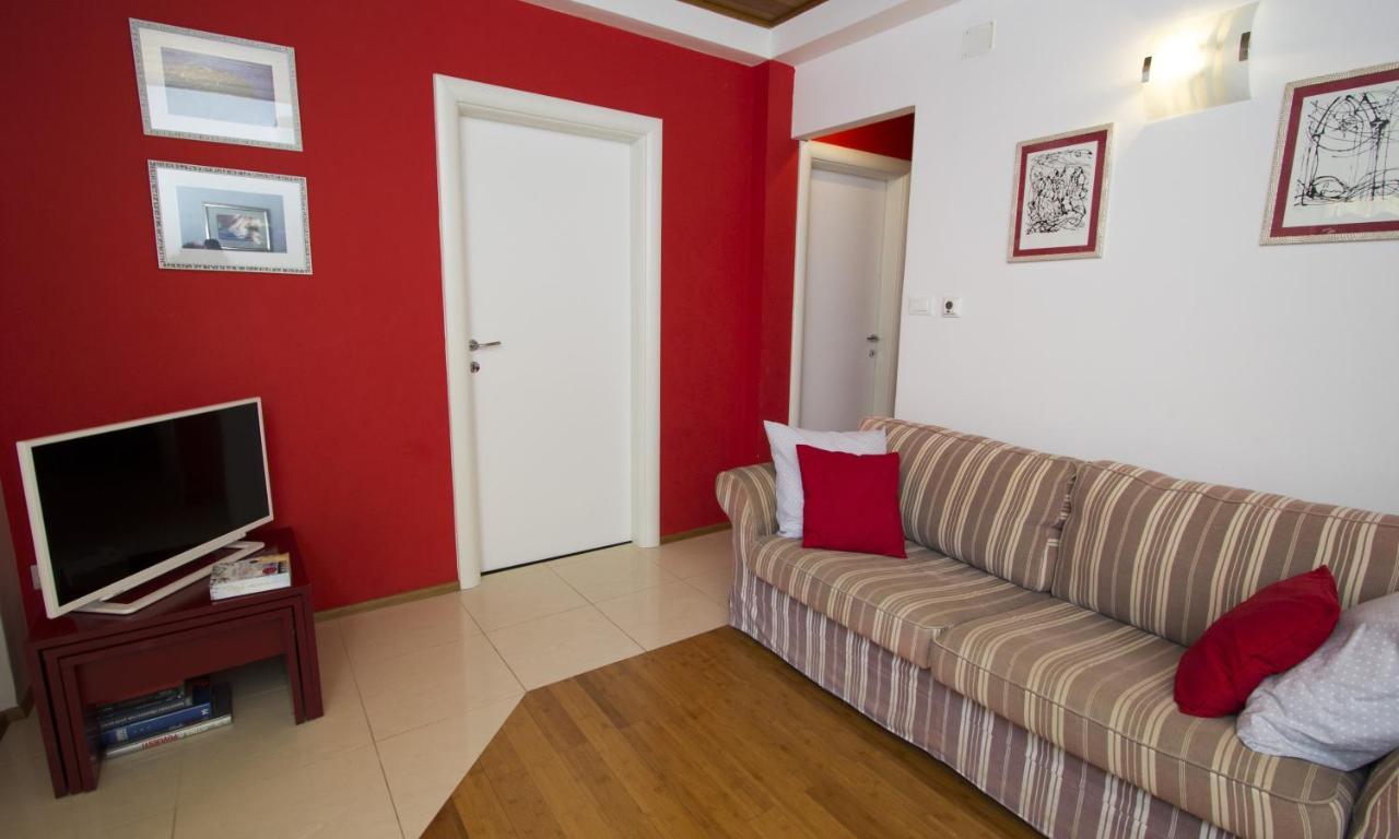 Apartments By The Sea Brela, Makarska - 11821 Εξωτερικό φωτογραφία