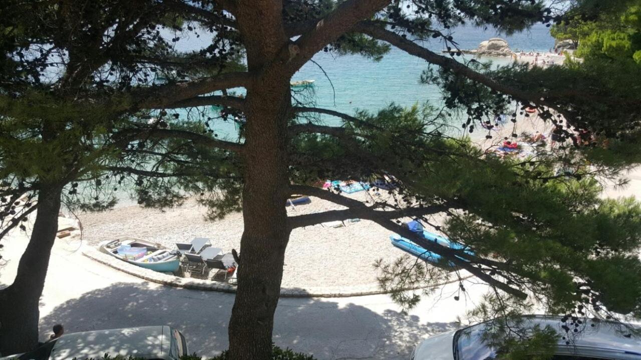 Apartments By The Sea Brela, Makarska - 11821 Εξωτερικό φωτογραφία