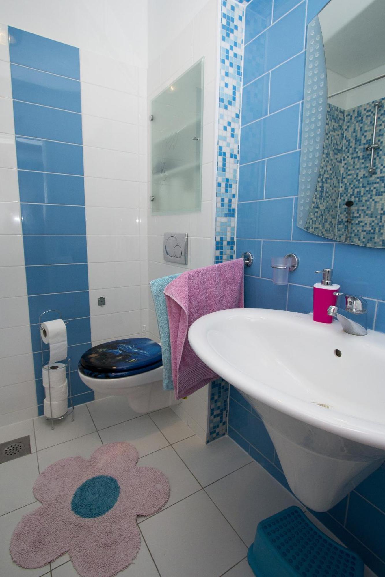Apartments By The Sea Brela, Makarska - 11821 Δωμάτιο φωτογραφία